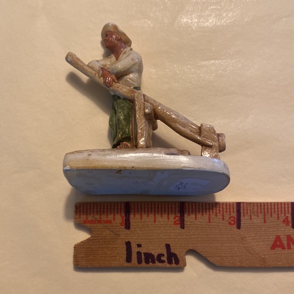 Sebastian colorful miniature figurine Jim on a raft - Picture 10 of 12